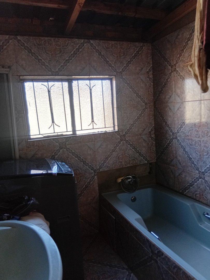 3 Bedroom Property for Sale in Phuthaditjhaba Free State